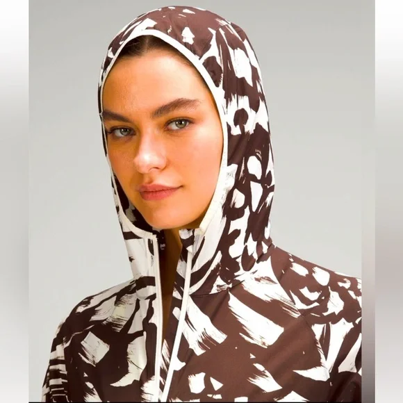 Packlable Run Jacket - Picture 3 of 13